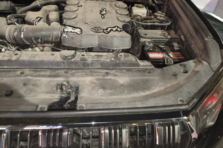Used Toyota Prado 2018 4.0L Parallel Import Engine Bay Left