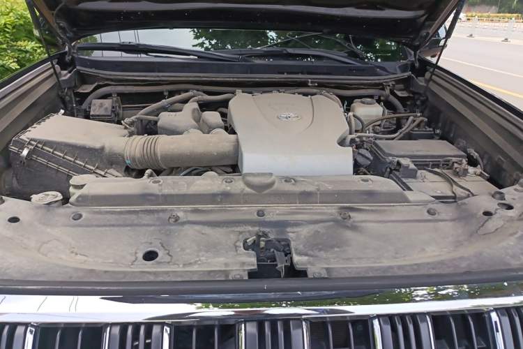 Used Toyota Prado 2018 3.5L Automatic TX-L Engine Bay
