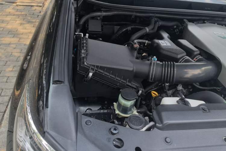 Used Toyota Prado 2018 3.5L Automatic TX-L NAVI with Rear-Mounted Spare Tire Engine Bay Right