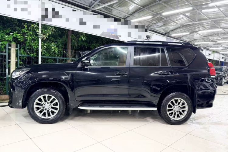 Used Toyota Prado 2018 3.5L Automatic TX-L with Rear-Mounted Spare Tire Exterior 2
