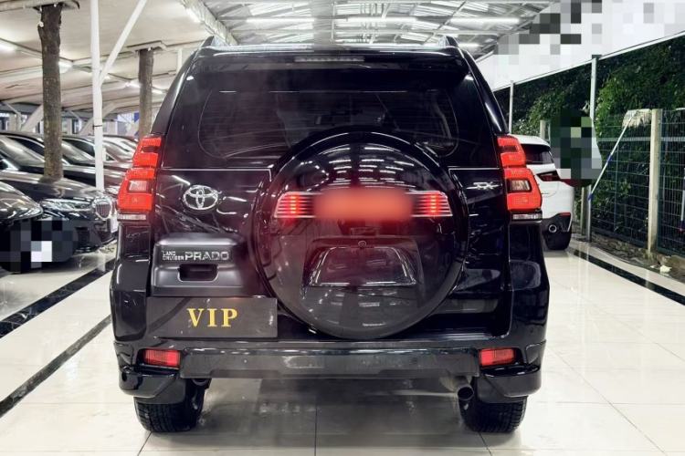 Used Toyota Prado 2018 3.5L Automatic TX-L with Rear-Mounted Spare Tire Exterior 4