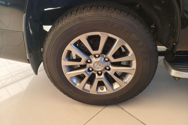 Used Toyota Prado 2018 3.5L Automatic TX-L with Rear-Mounted Spare Tire Exterior 5