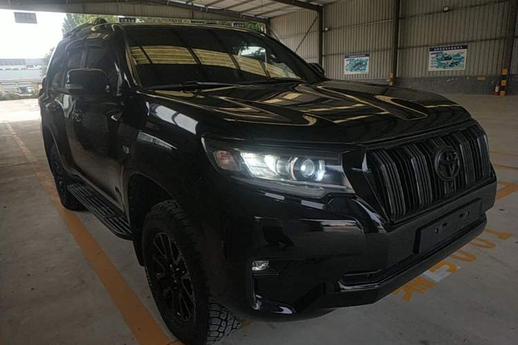 Used Toyota Prado 2018 2.7L Parallel Import Front Right 45 Deg