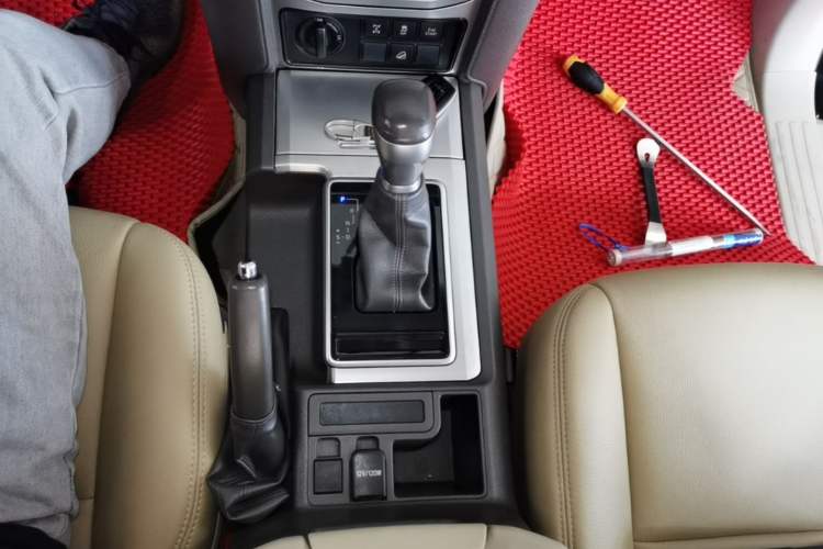 Used Toyota Prado  Gear Lever