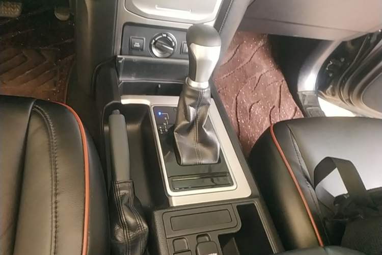Used Toyota Prado 2018 2.7L Parallel Import Gear Lever