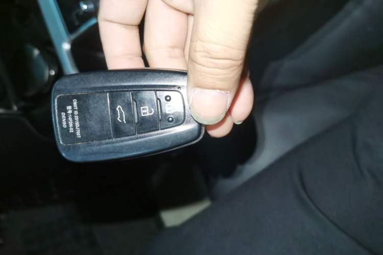 Used Toyota Prado 2018 3.5L Automatic TX-L Interior 1