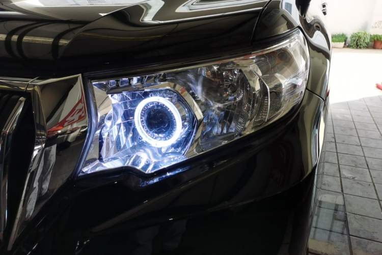 Used Toyota Prado  Left Front Headlight