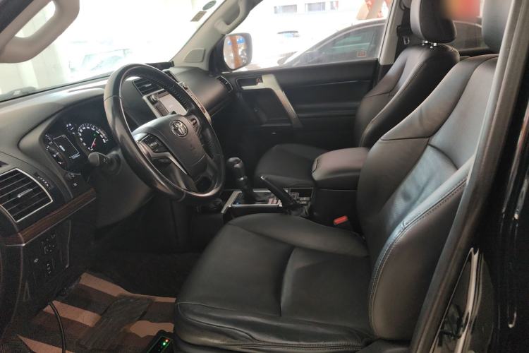 Used Toyota Prado 2018 3.5L Automatic TX-L with Rear-Mounted Spare Tire Left Front Seat
