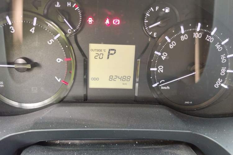 Used Toyota Prado 2018 4.0L Parallel Import Odometer Close Up