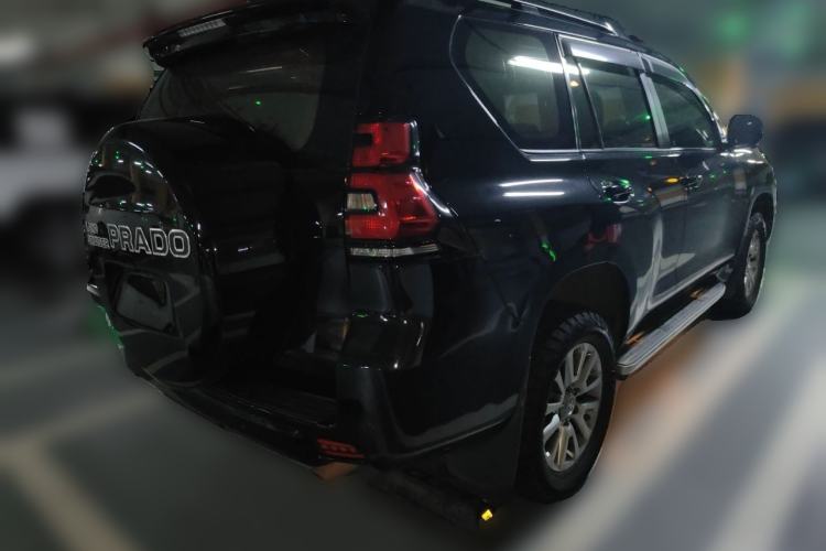Used Toyota Prado 2018 3.5L Automatic TX-L with Rear-Mounted Spare Tire Rear Right 45 Deg