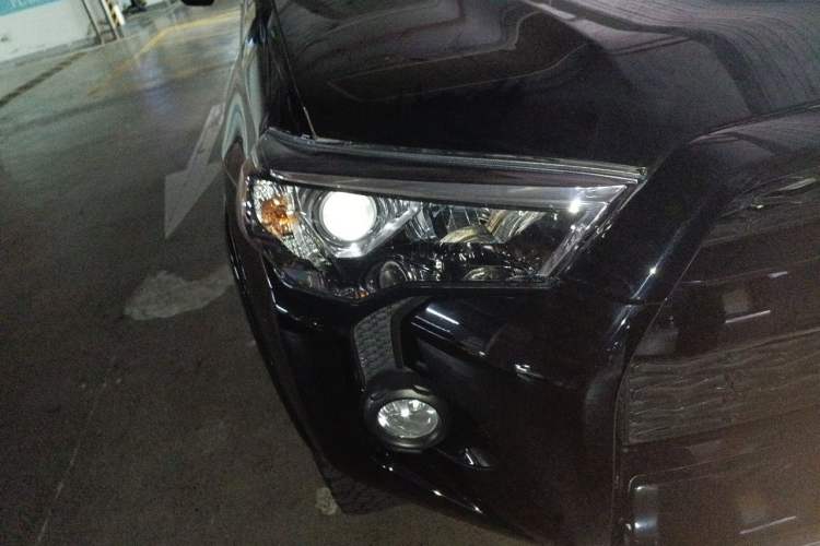 Used Toyota Prado  Right Front Headlight