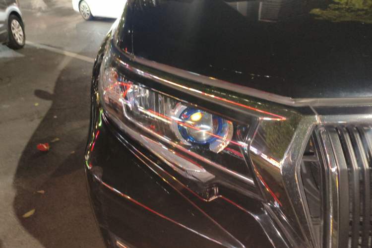 Used Toyota Prado 2018 4.0L Parallel Import Right Front Headlight