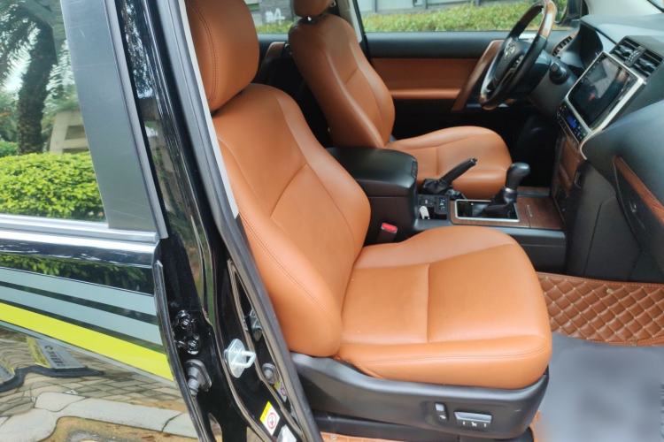 Used Toyota Prado 2018 2.7L Parallel Import Right Front Seat