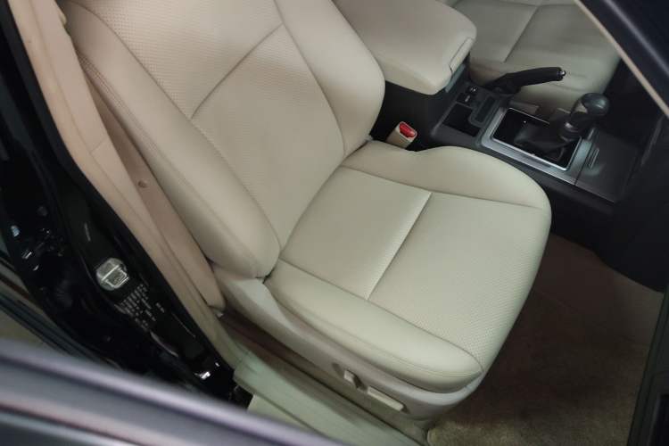Used Toyota Prado 2018 4.0L Parallel Import Right Front Seat