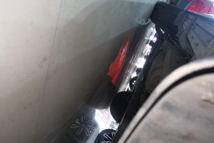 Used Toyota Prado 2018 3.5L Automatic TX-L Right Side Sill