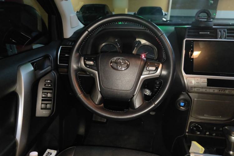 Used Toyota Prado 2018 3.5L Automatic TX-L with Rear-Mounted Spare Tire Steering Wheel