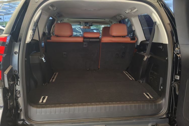 Used Toyota Prado 2018 3.5L Automatic TX-L with Rear-Mounted Spare Tire Trunk