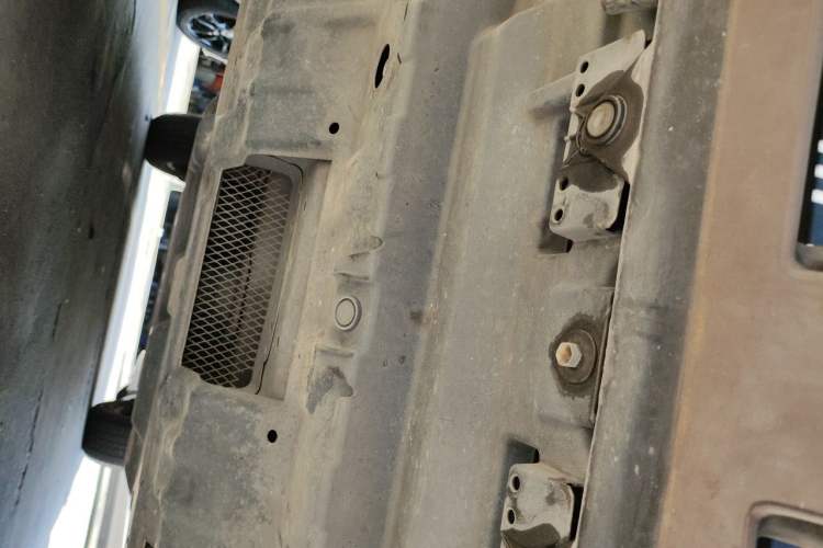 Used Toyota Prado 2018 3.5L Automatic TX-L with Rear-Mounted Spare Tire Chassis Front