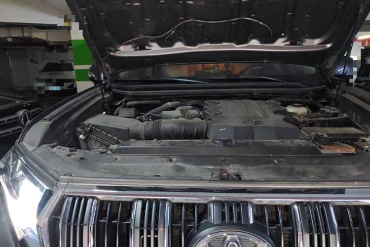Used Toyota Prado  Engine Bay Right