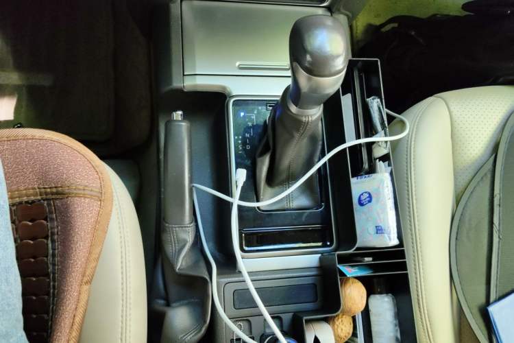 Used Toyota Prado 2018 4.0L TXL Dual Airbags External Mount – Middle East Gear Lever