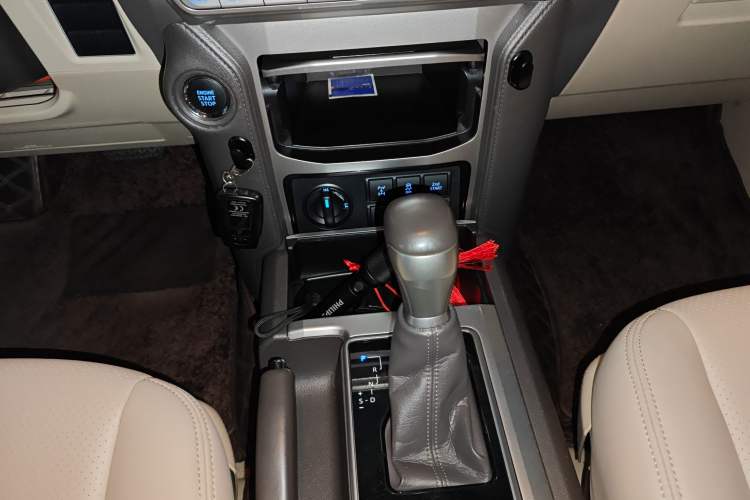 Used Toyota Prado  Gear Lever