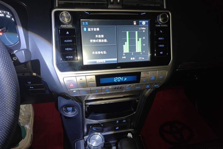 Used Toyota Prado 2018 3.5L Automatic TX-L with Rear-Mounted Spare Tire Audio And AC Panel