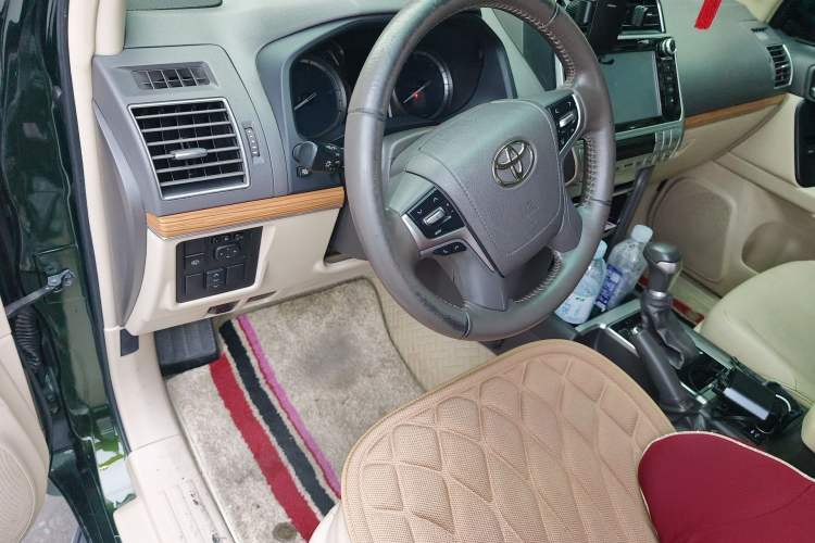 Used Toyota Prado 2018 3.5L Automatic TX-L with Rear-Mounted Spare Tire Center Console