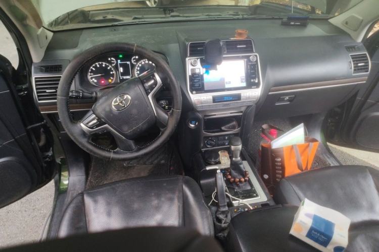 Used Toyota Prado 2018 3.5L Automatic TX-L NAVI with Rear-Mounted Spare Tire Center Console