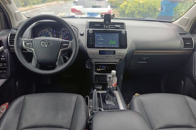 Used Toyota Prado 2018 3.5L Automatic TX-L with Rear-Mounted Spare Tire Center Console