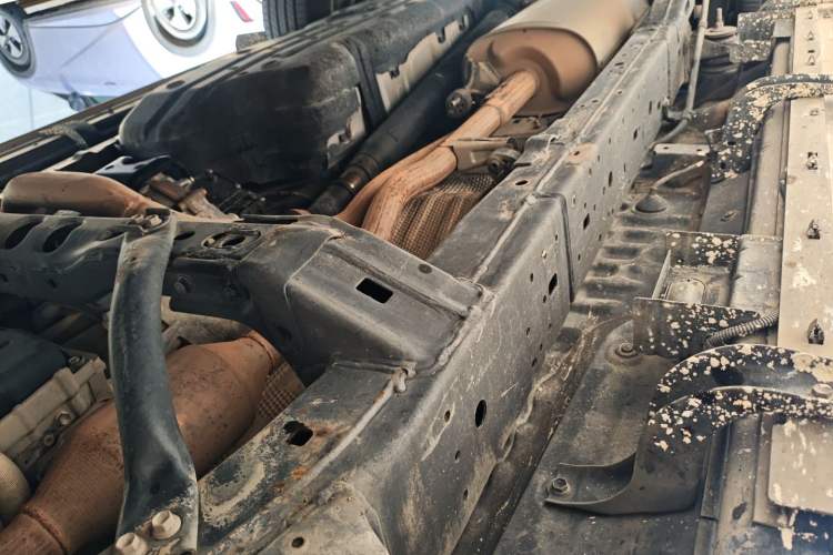 Used Toyota Prado 2018 3.5L Automatic TX-L NAVI with Rear-Mounted Spare Tire Chassis Front Left