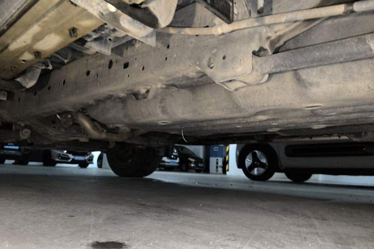 Used Toyota Prado 2018 3.5L Automatic TX-L Chassis Rear Left