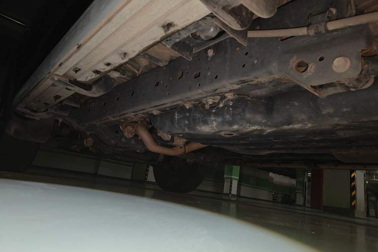 Used Toyota Prado 2018 3.5L Automatic TX-L with Rear-Mounted Spare Tire Chassis Rear Left
