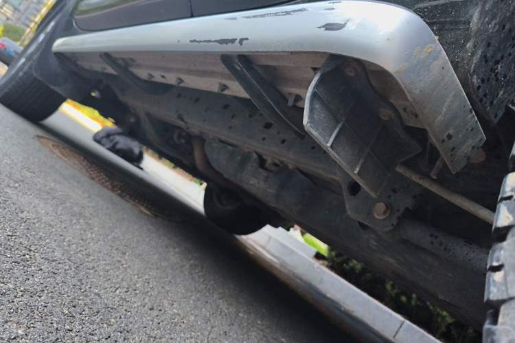 Used Toyota Prado 2018 3.5L Automatic TX-L Chassis Rear Left