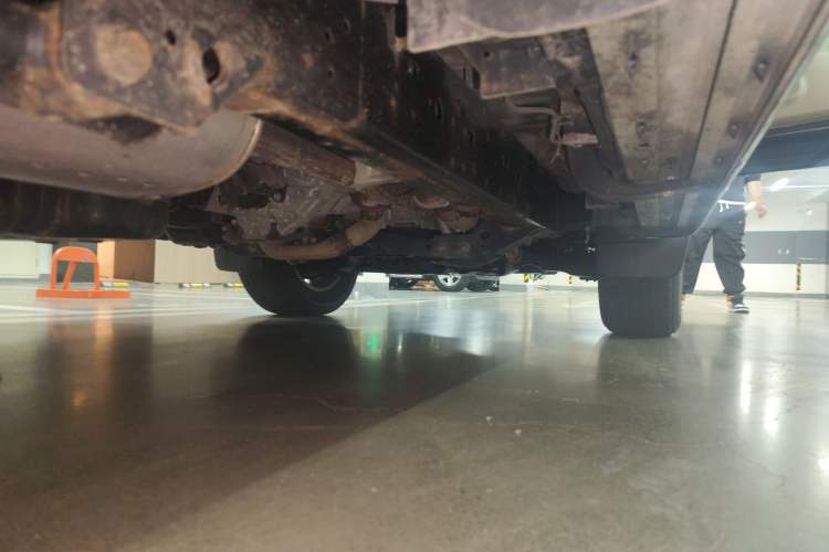 Used Toyota Prado 2018 3.5L Automatic VX NAVI with Rear-Mounted Spare Tire Chassis Rear Right