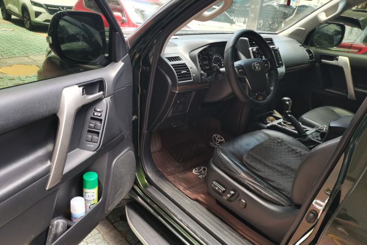 Used Toyota Prado 2018 3.5L Automatic TX-L NAVI with Rear-Mounted Spare Tire Driver Seat