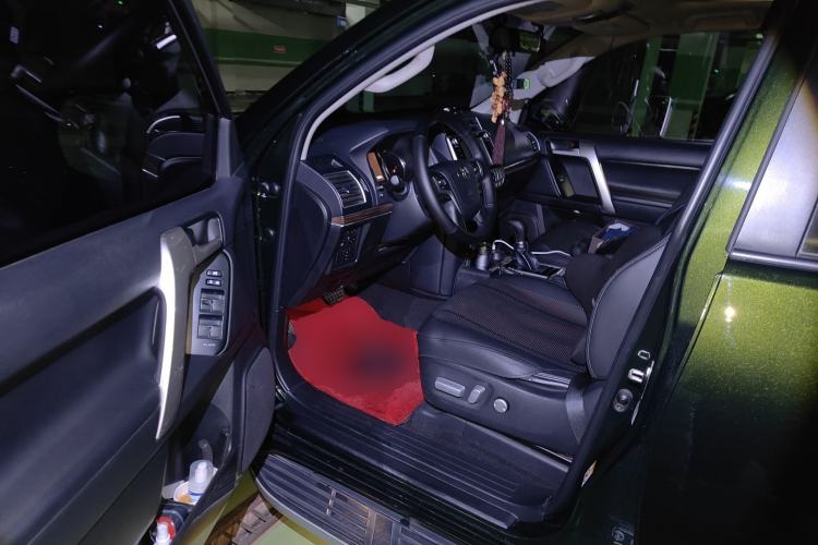 Used Toyota Prado 2018 3.5L Automatic TX-L with Rear-Mounted Spare Tire Driver Seat