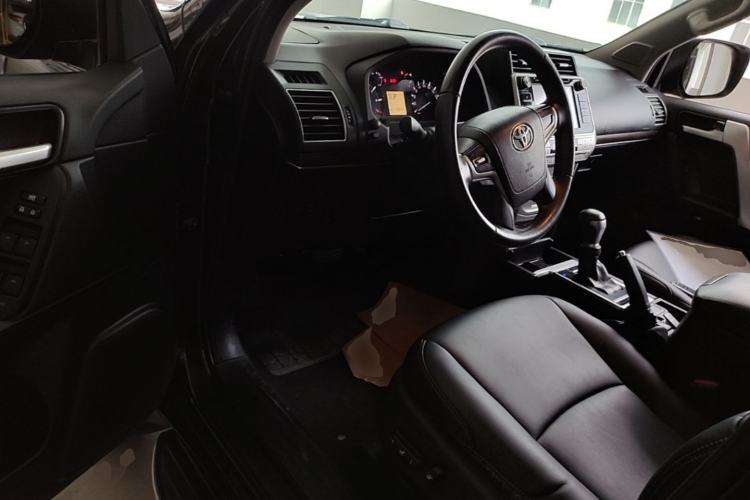 Used Toyota Prado 2018 3.5L Automatic TX Driver Seat