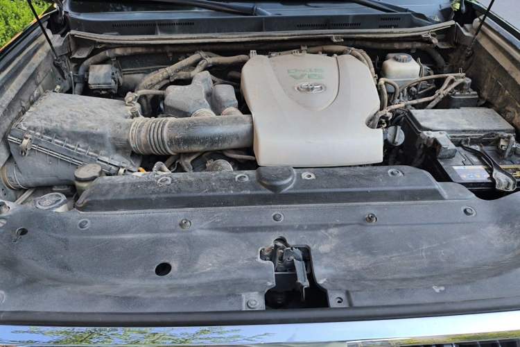 Used Toyota Prado 2018 3.5L Automatic TX-L Engine Bay