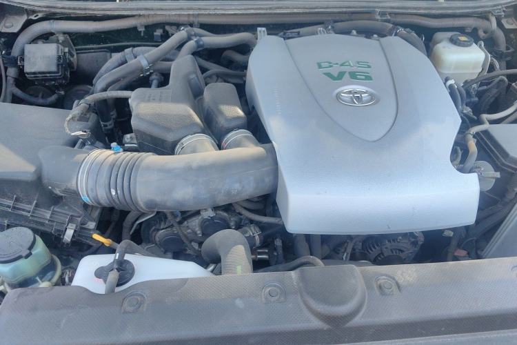 Used Toyota Prado 2018 3.5L Automatic TX-L Engine Bay