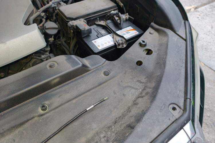 Used Toyota Prado 2018 3.5L Automatic TX-L with Rear-Mounted Spare Tire Engine Bay Left