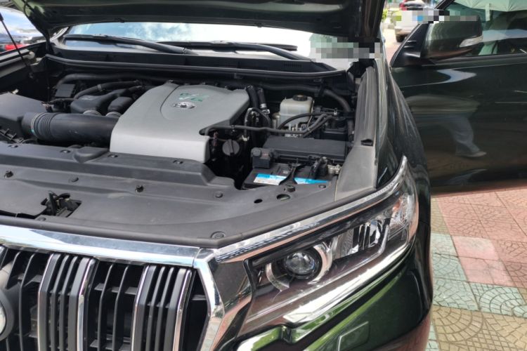 Used Toyota Prado 2018 3.5L Automatic TX-L NAVI with Rear-Mounted Spare Tire Engine Bay Left