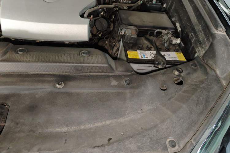 Used Toyota Prado 2018 3.5L Automatic TX-L NAVI Engine Bay Left