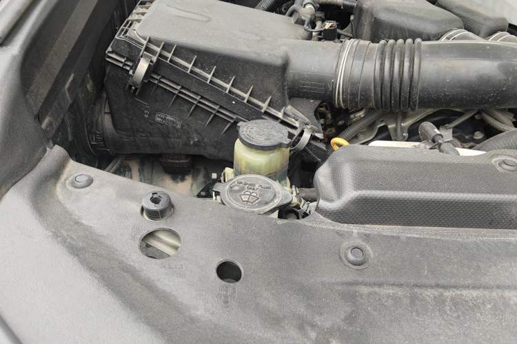 Used Toyota Prado 2018 3.5L Automatic TX-L with Rear-Mounted Spare Tire Engine Bay Right
