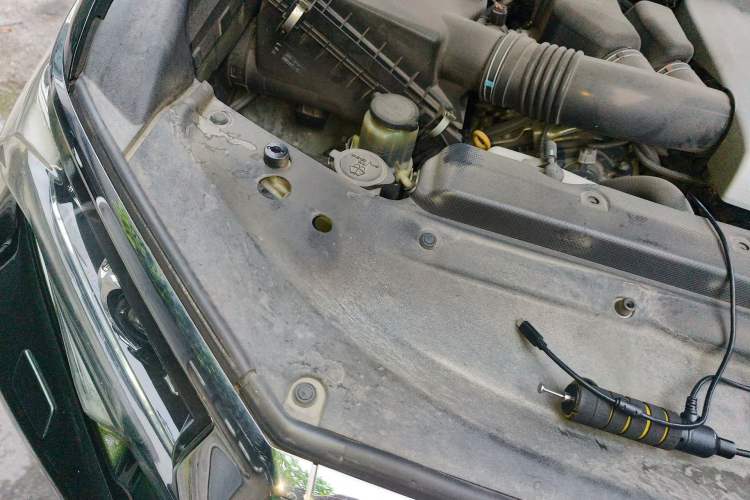 Used Toyota Prado 2018 3.5L Automatic TX-L with Rear-Mounted Spare Tire Engine Bay Right