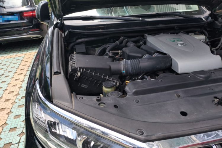 Used Toyota Prado 2018 3.5L Automatic TX-L NAVI with Rear-Mounted Spare Tire Engine Bay Right
