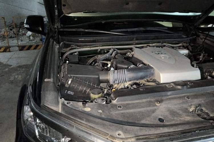 Used Toyota Prado 2018 3.5L Automatic TX-L Engine Bay Right