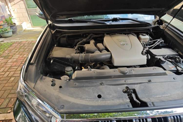Used Toyota Prado 2018 3.5L Automatic SX Engine Bay Right