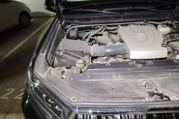 Used Toyota Prado 2018 3.5L Automatic TX-L Engine Bay Right
