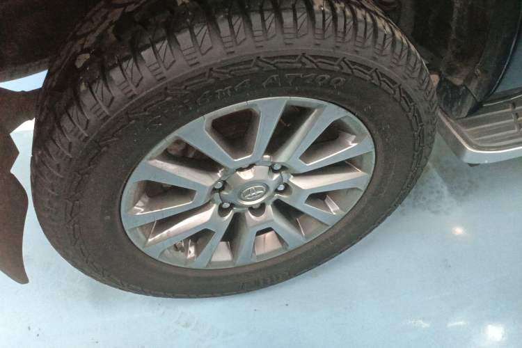 Used Toyota Prado 2018 3.5L Automatic TX-L Exterior 5