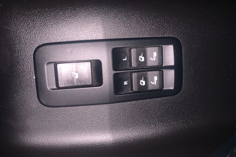 Used Toyota Prado 2018 3.5L Automatic TX-L NAVI Exterior 8
